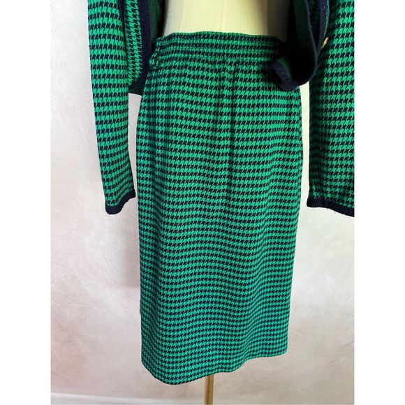 Vintage Skirt and Jacket Set Plus Size - Picture 6 of 7